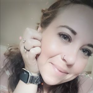 Meet your Posher, Dezarey